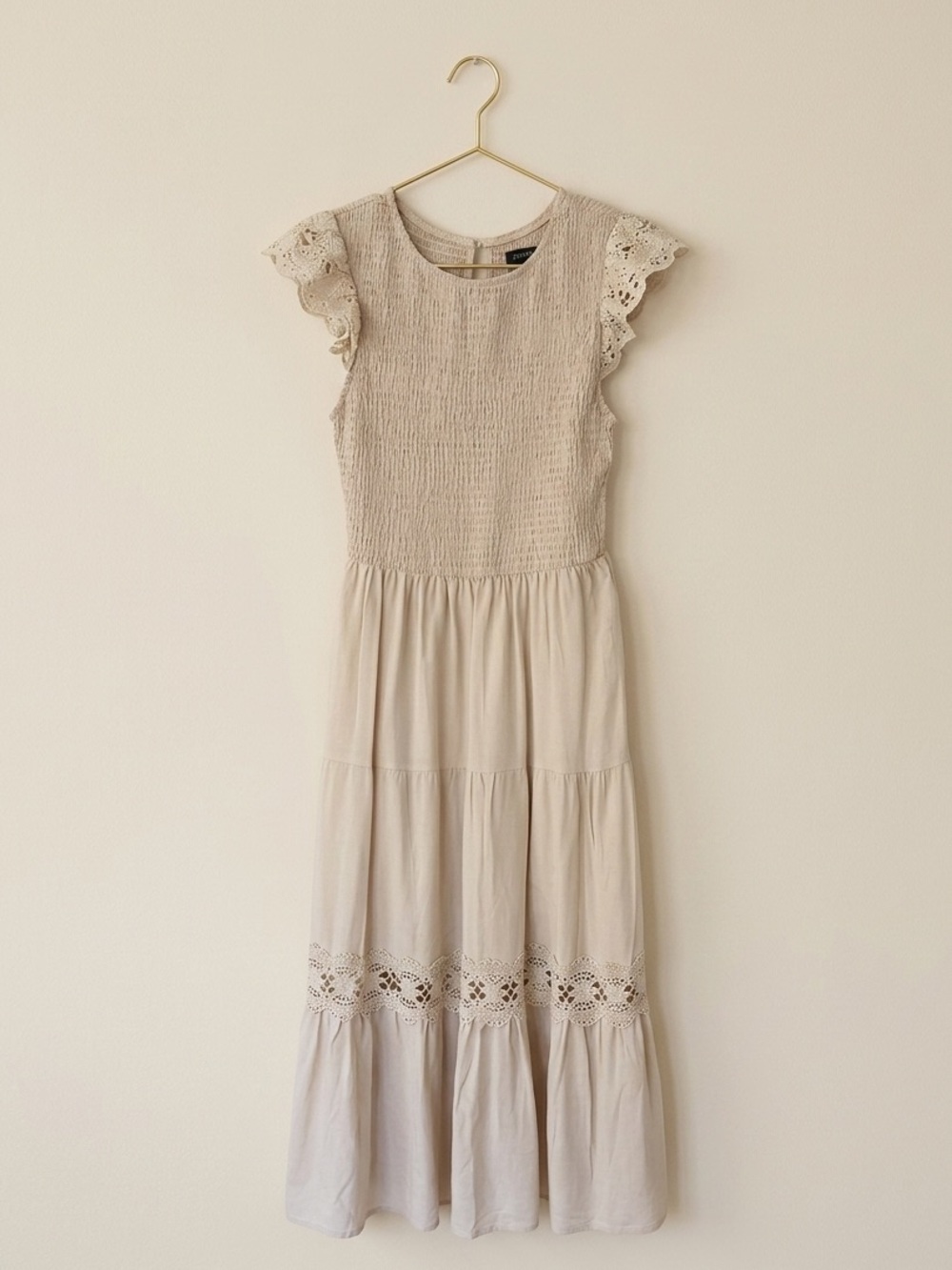 Elegant Apricot Lace Sleeve Dress